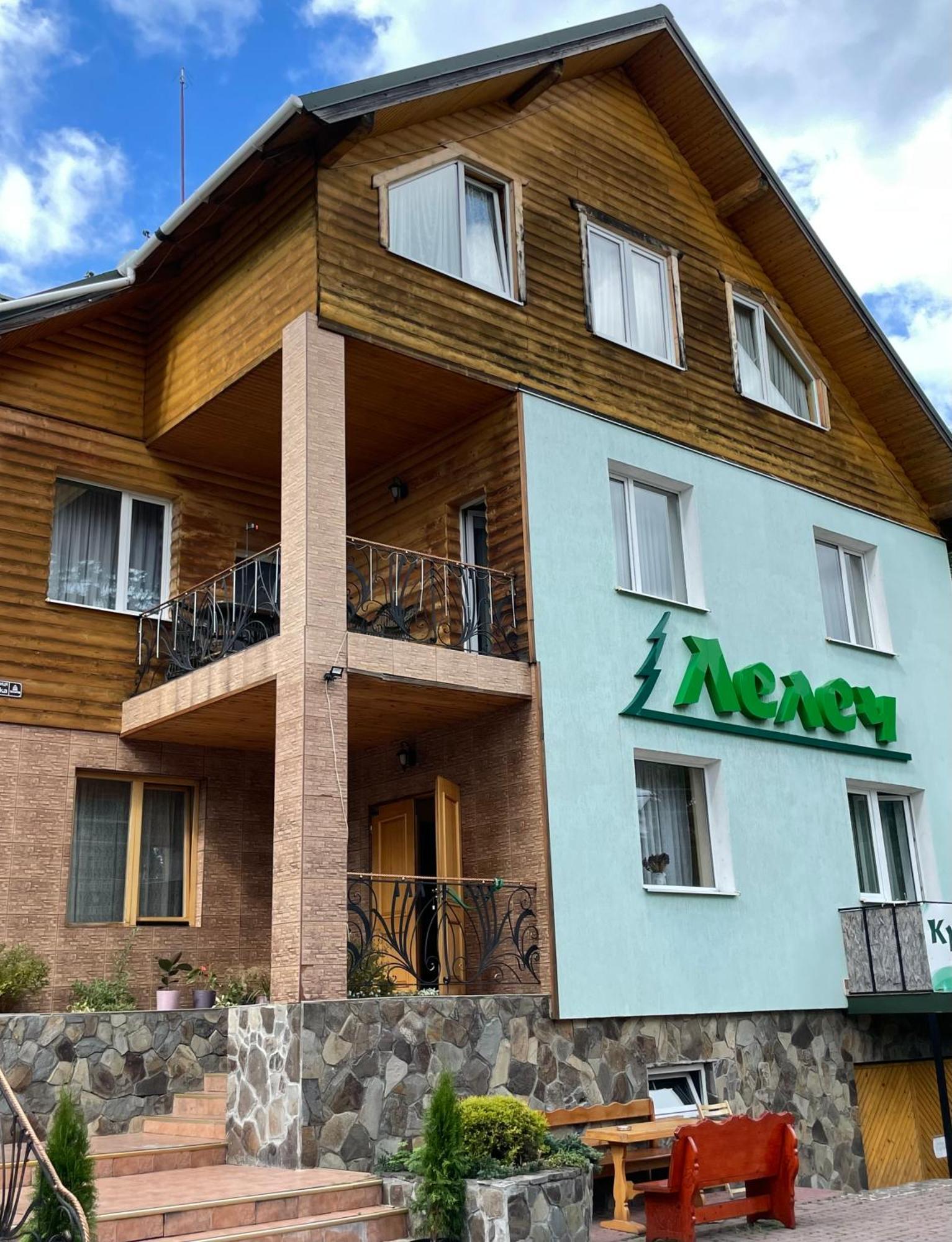Лелеч Hotel Tatariv Exterior photo